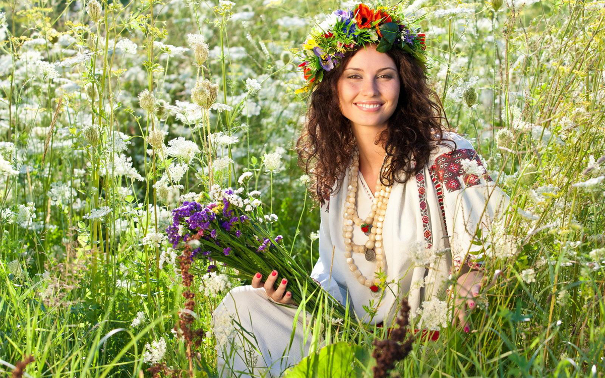 slavic-ethereal-floralia-beauty-archetypes slavic ethereal floralia beauty archetypes
